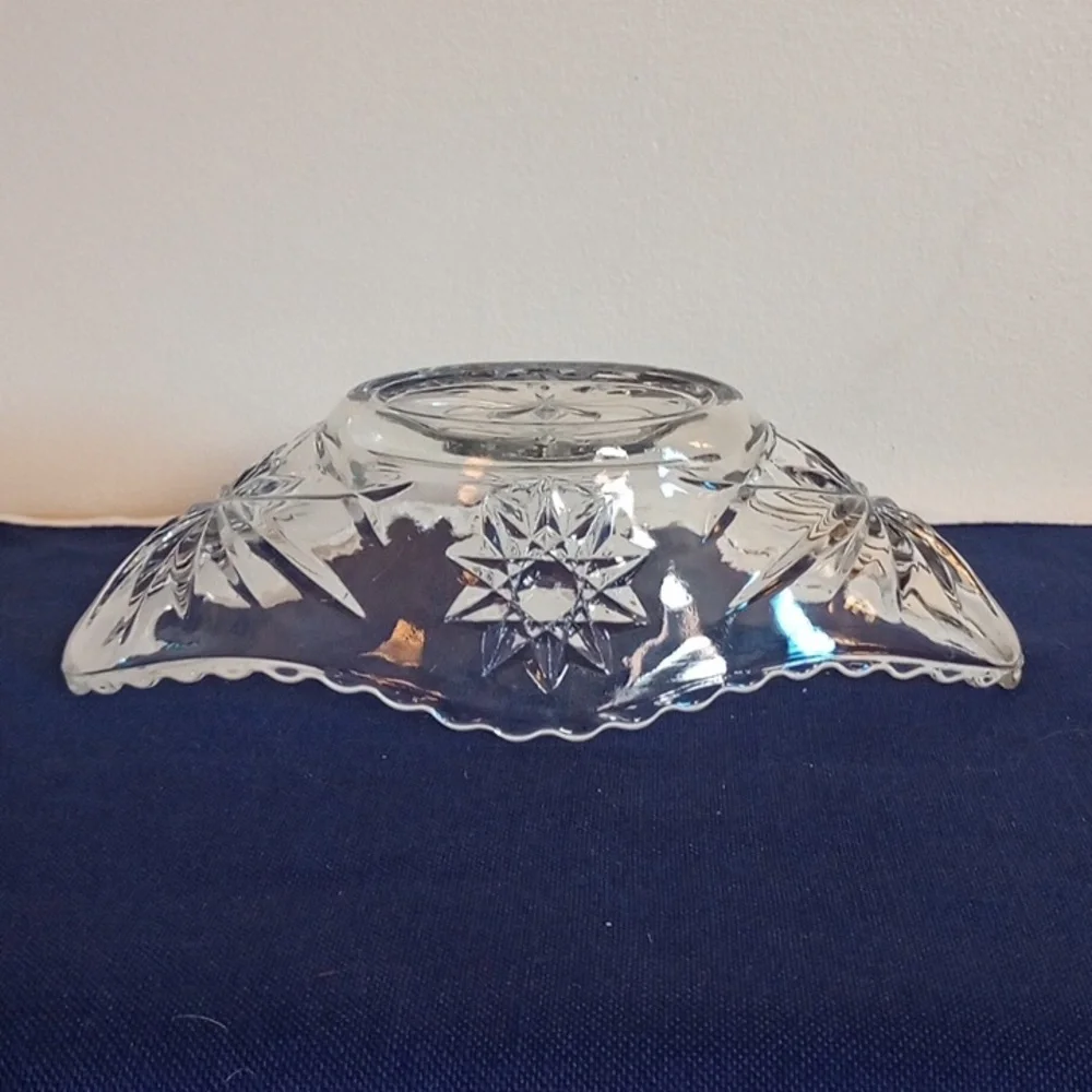ANCHOR HOCKING EARLY AMERICAN GONDOLA DISH, MADE AT THAT TIME FOR ASPARAGUS